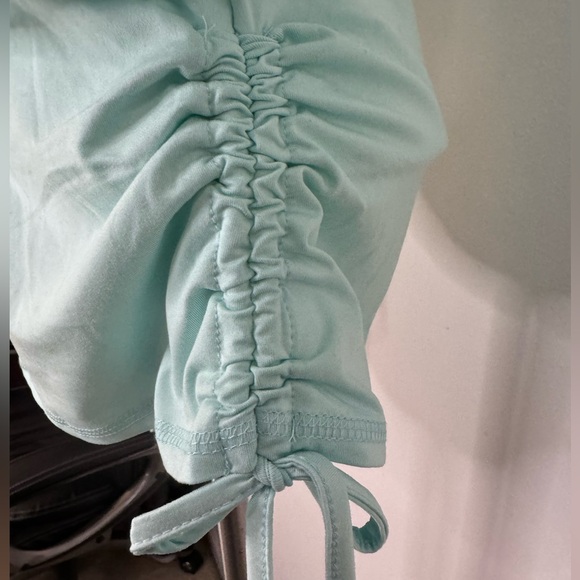 Athletic top - Picture 4 of 9